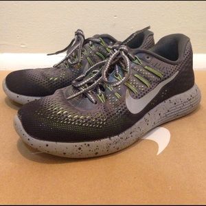 LIKE NEW! Nike Lunarglide 8 Shield