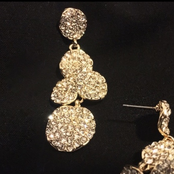 18kgp Crystal Drop Earrings - Picture 2 of 3