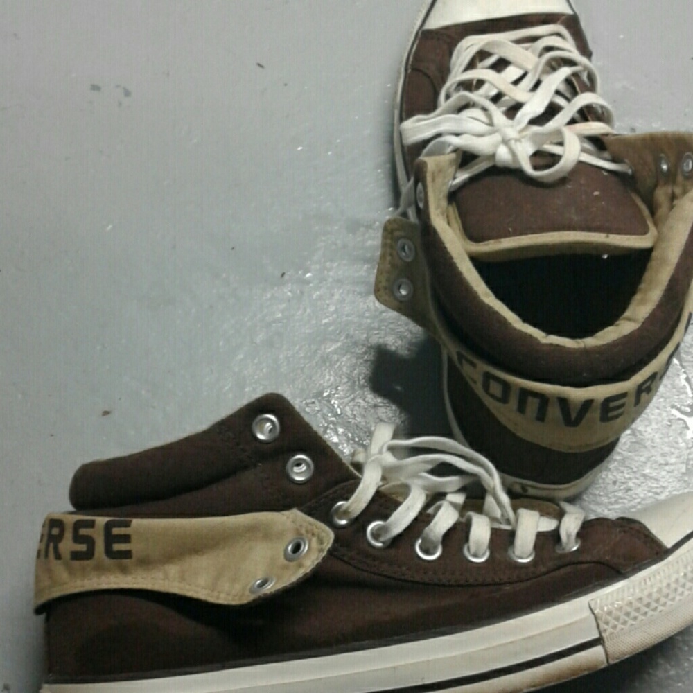 Very nice pair of Converse size 11