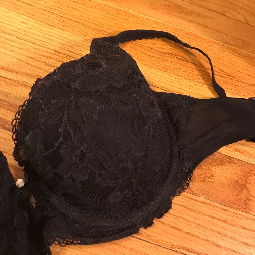 SOLD ✨ Body by Victoria black lace bra 34DDD - Picture 2 of 4