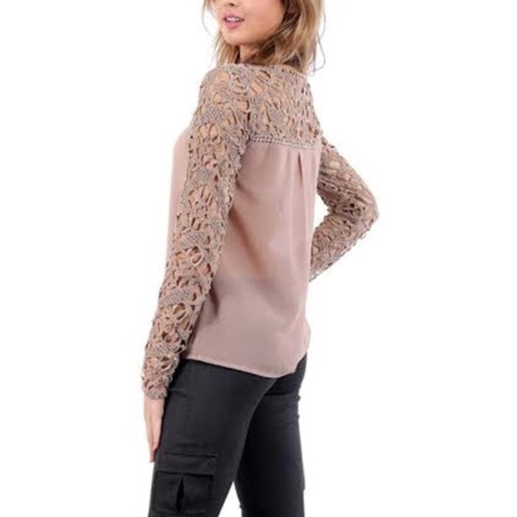 💕Last One💖Lace Crochet Blouse beautiful embroil - Picture 2 of 3