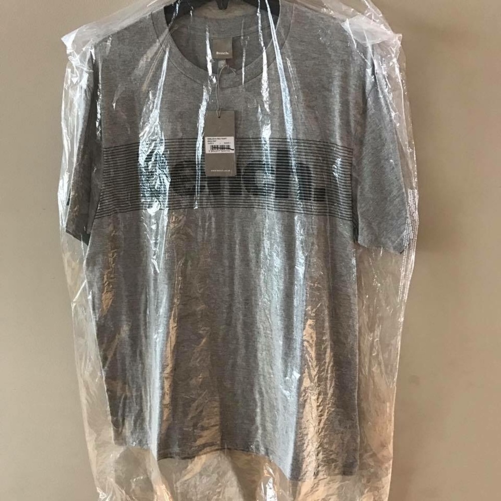 NWT 🌟FINAL CLEARANCE🌟BENCH Tshirts