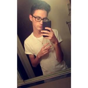 Meet your Posher, Kameron