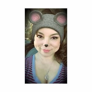 Meet your Posher, Candace