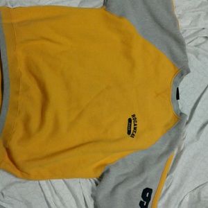 Nice Roca Wear sweat shirt