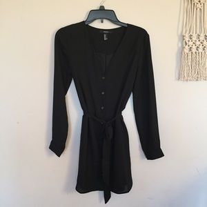 Black poly shirt dress, size Med. Forever 21, EUC