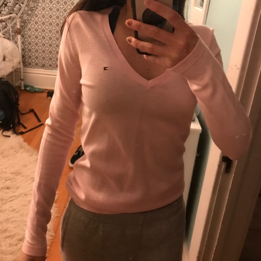 Tommy Hilfiger V-neck