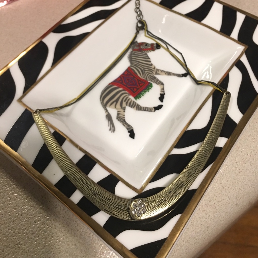 Bar Choker Necklace
