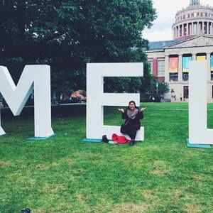 Meet your Posher, Valeria