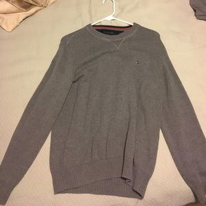 Tommy Hilfiger sweater