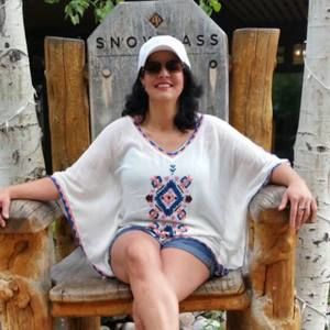 Meet your Posher, Elham