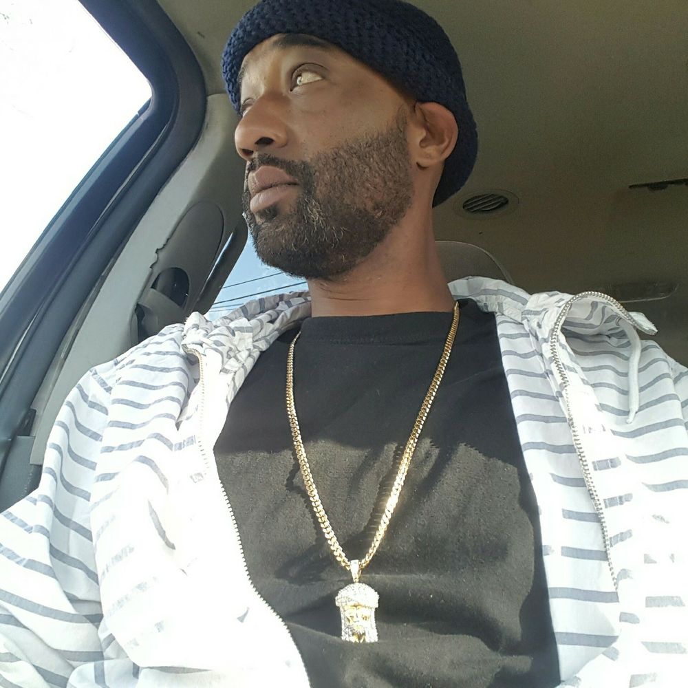 Meet your Posher, Bennie