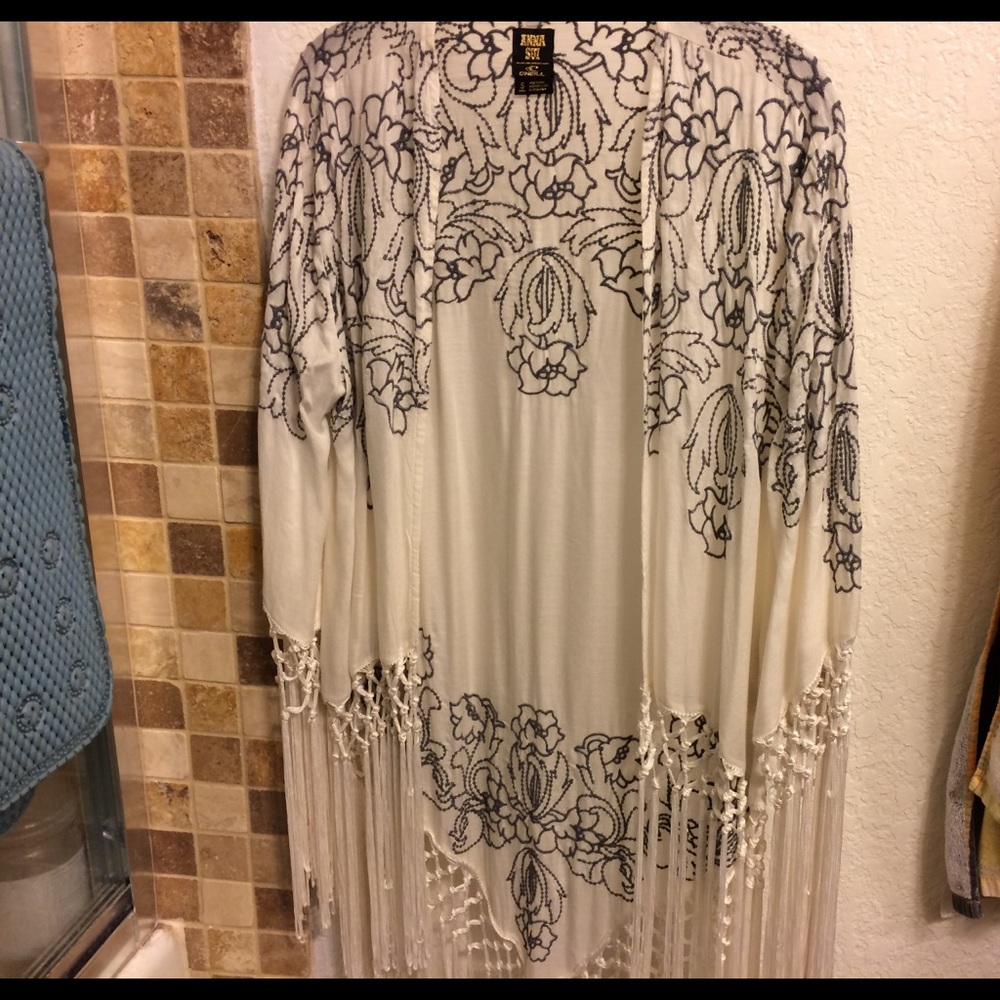Grey and white kimono