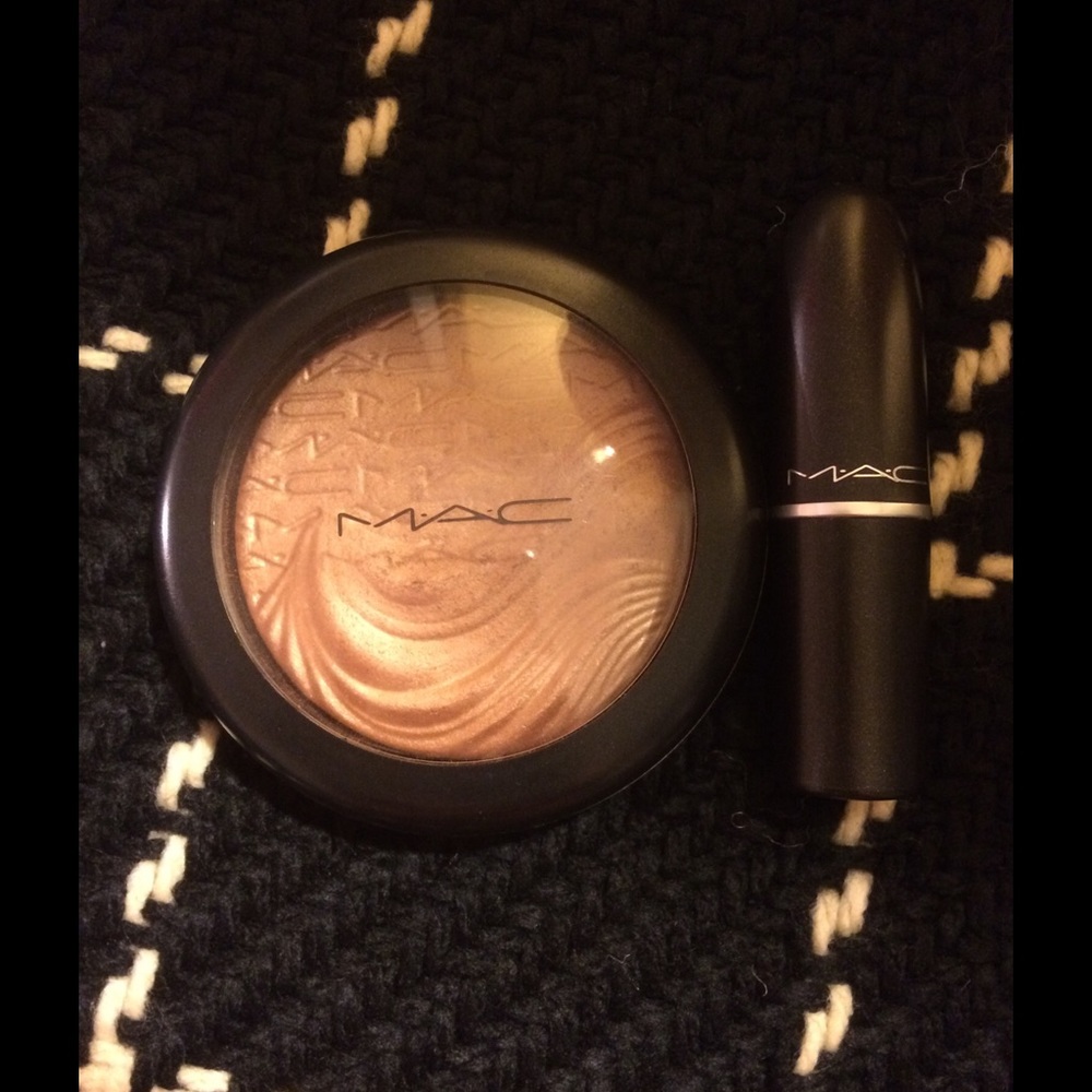 MAC Magnetic Appeal and Smoked Purple 💄