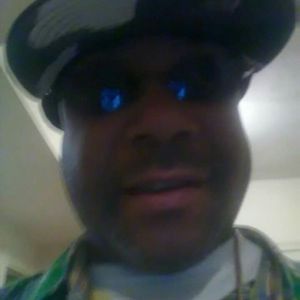 Meet your Posher, Perry