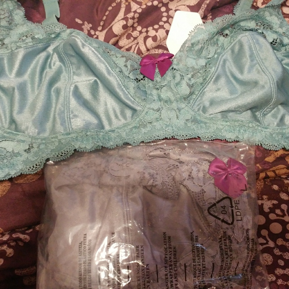 2 pack wire free bras