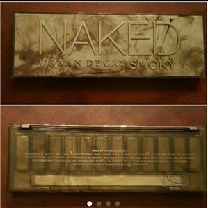 Reserved Trade Urban Decay Smokey Palette