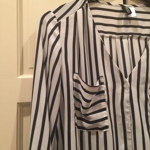 Divided H&M button down blouse