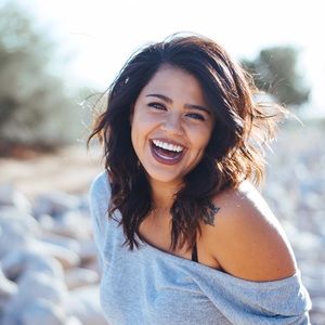 Meet your Posher, Toni