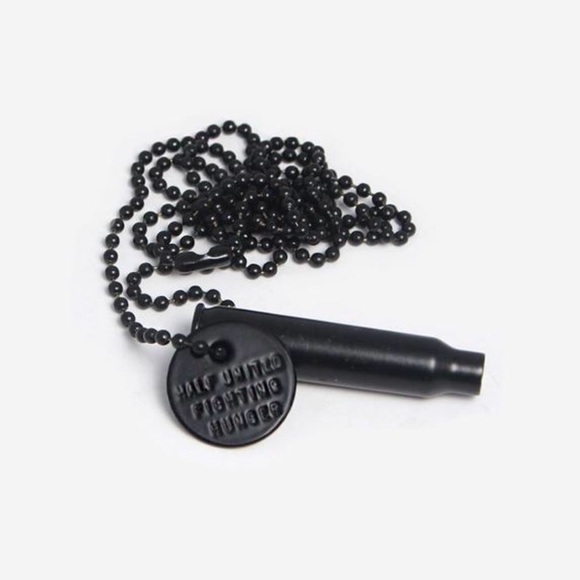≡ Matte Black Eastwood Necklace - Picture 6 of 7
