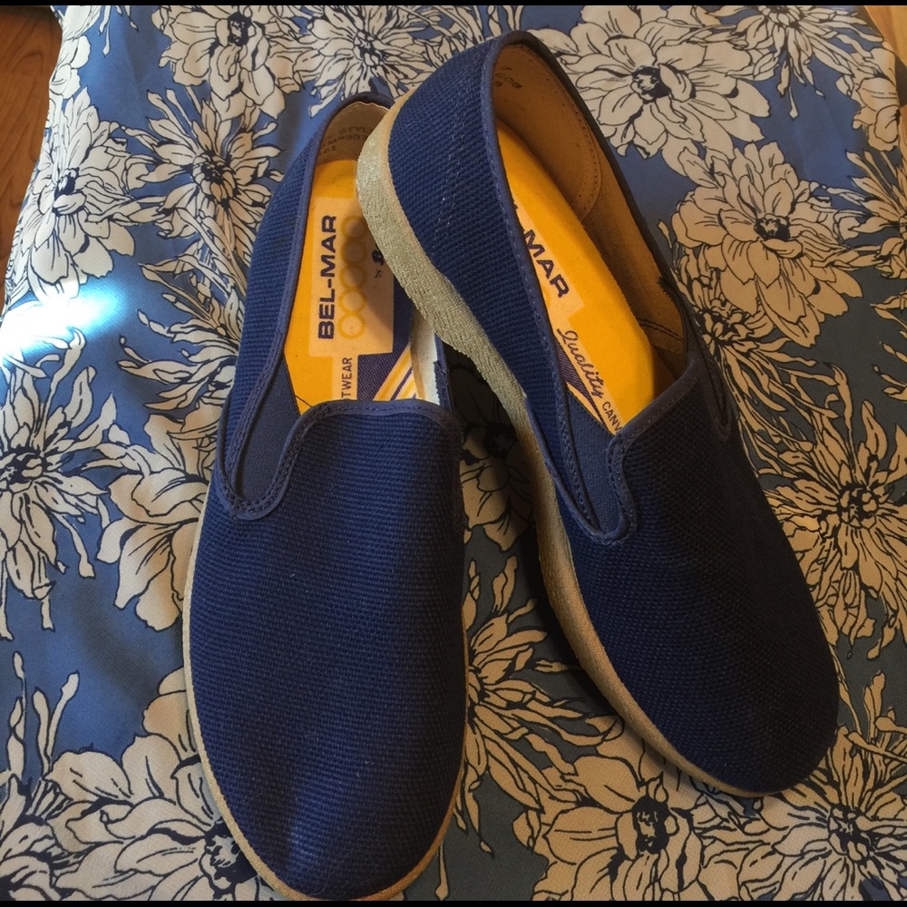 NWOT Bel-Mar by Bata Canvas Casual Slip Ons.  8M
