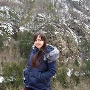 Meet your Posher, Victoria