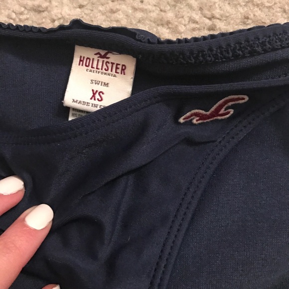 Hollister Womens Navy Bikini Ruffle Back Bottom XS - Picture 3 of 3