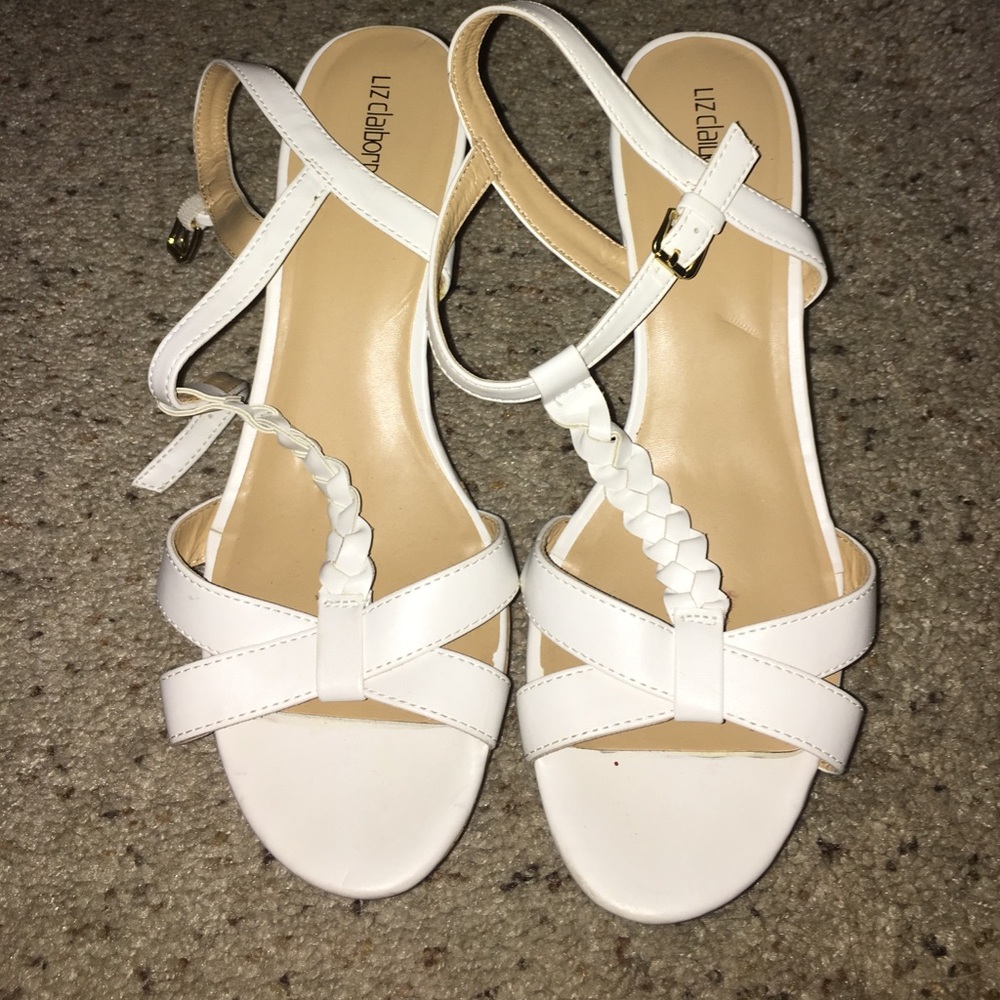 White Wedges