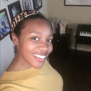 Meet your Posher, Robyn