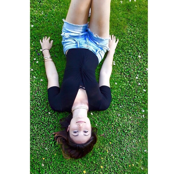 Meet your Posher, Emily - Picture 4 of 6