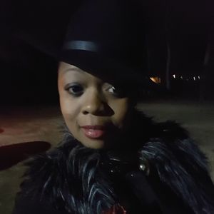 Meet your Posher, Nikki