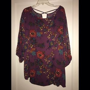 Open sleeve flowly top