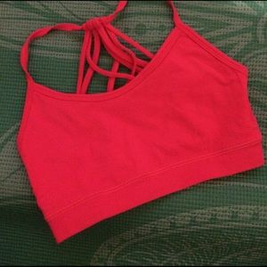 Fabletics Crisscross Sports Bra