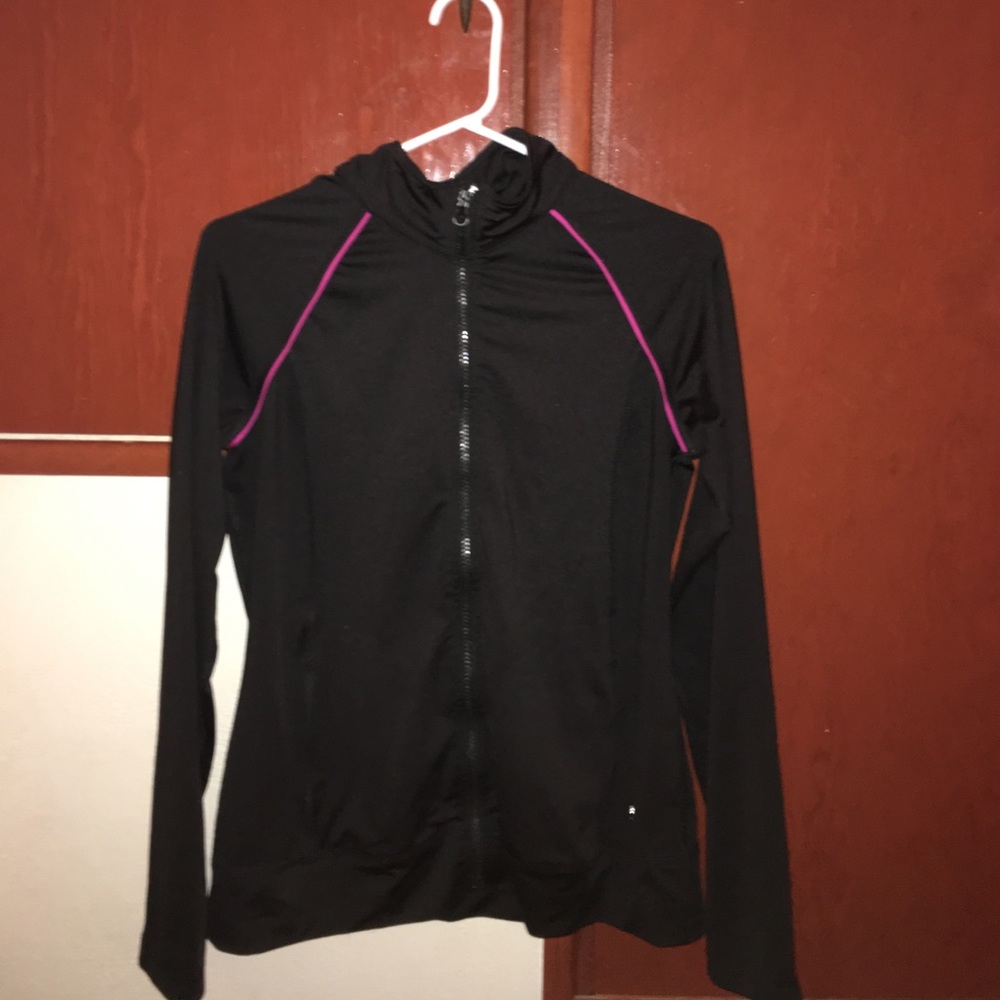 workout zip-up