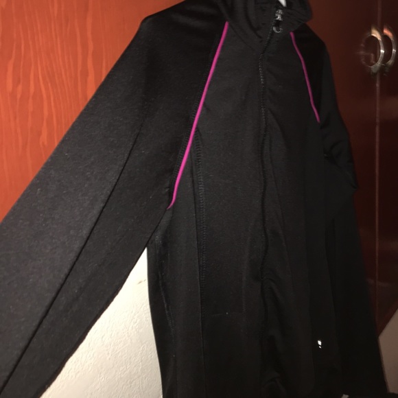 workout zip-up - Picture 2 of 2