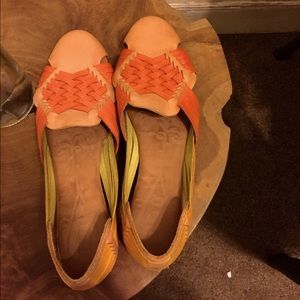 ❤️❤️SALE❤️ ❤️Born Leather Woven Shoe