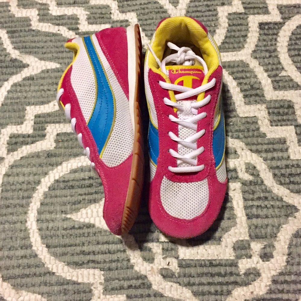 SOLD Retro champion sneakers
