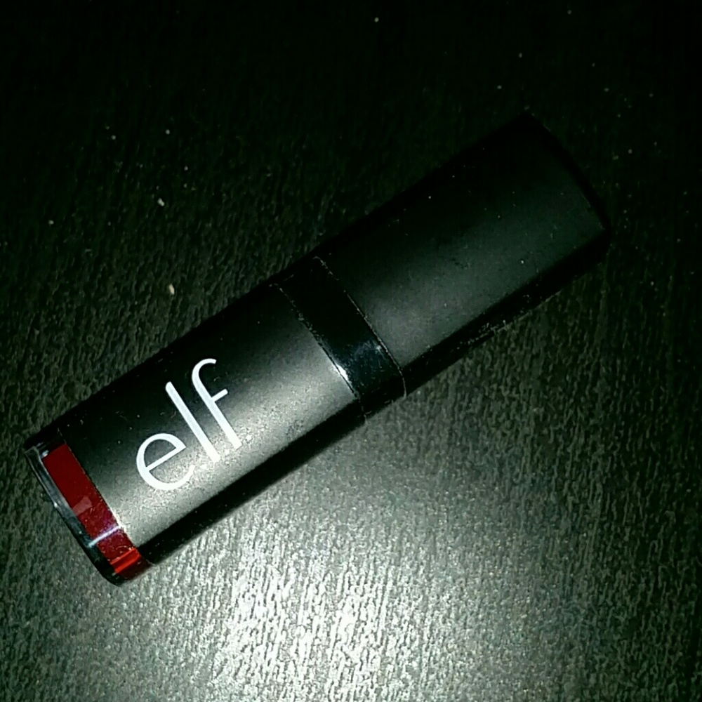 e.l.f. lipstick