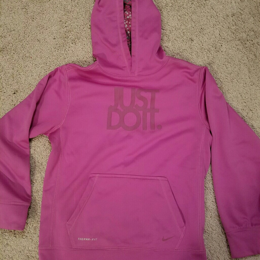 Nike Therma Fit lavender hoodie