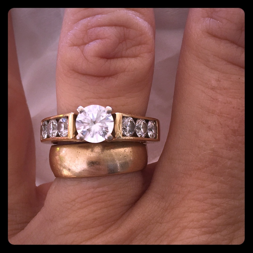 2 1/2 Carat Diamond ring