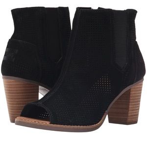 TOMS perforated bootie (NWOT)