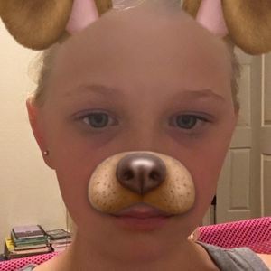 Meet your Posher, Alexis