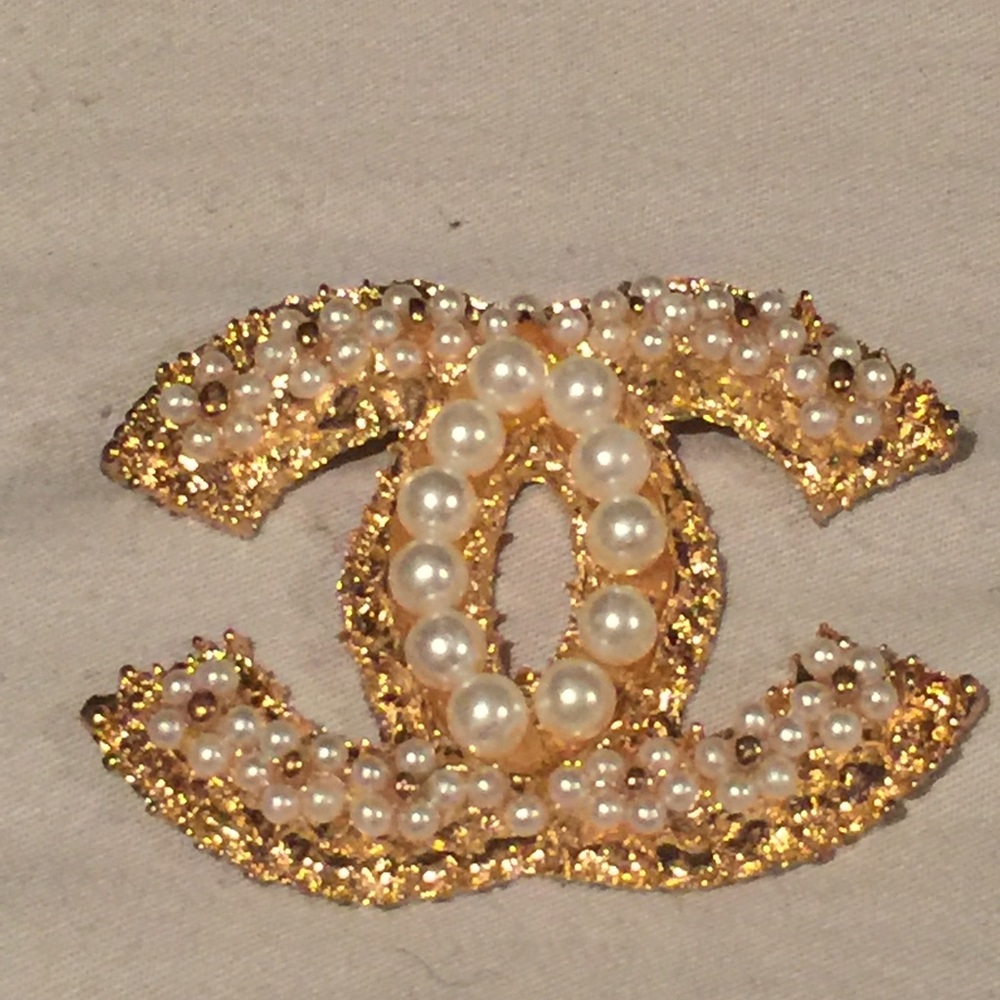 Brooch