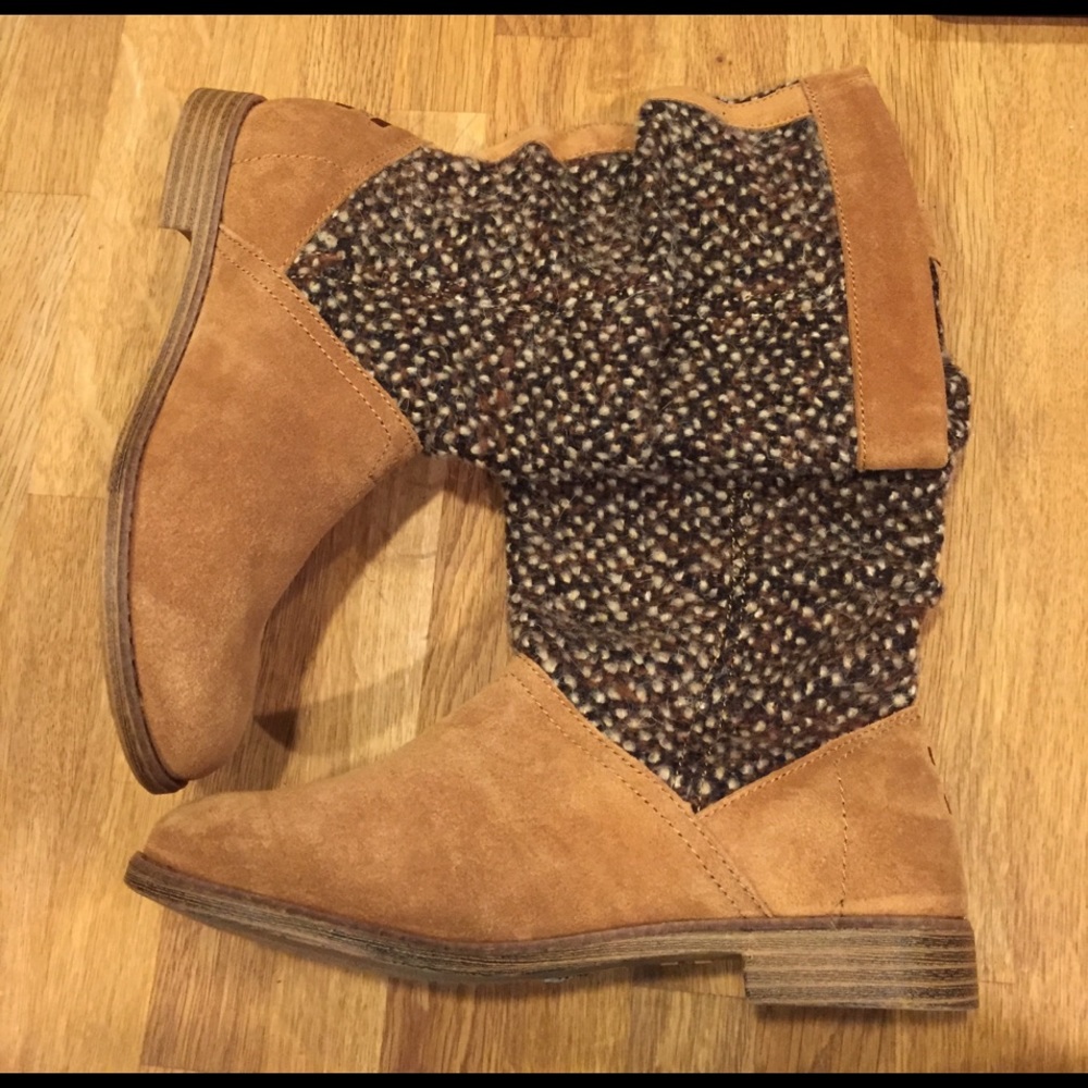TOMS Serra brown Suede and knit boots sz 6.5 SALE