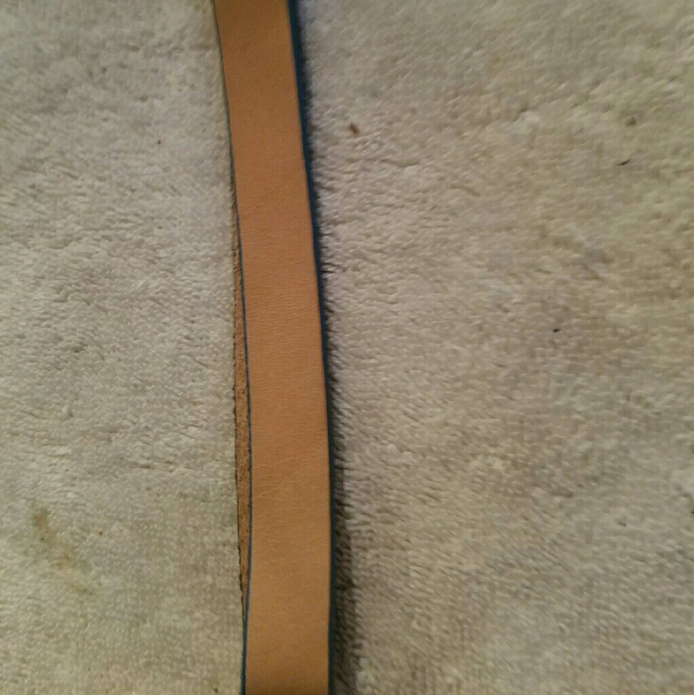 Phone/Wristlet/card carrier - Picture 2 of 2