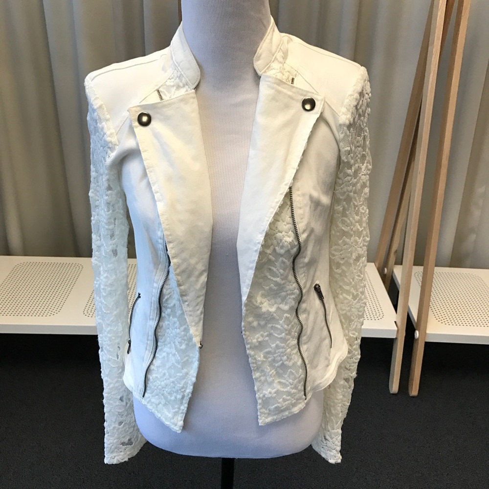 ⭐️NEW⭐️ White Lacey moto jacket