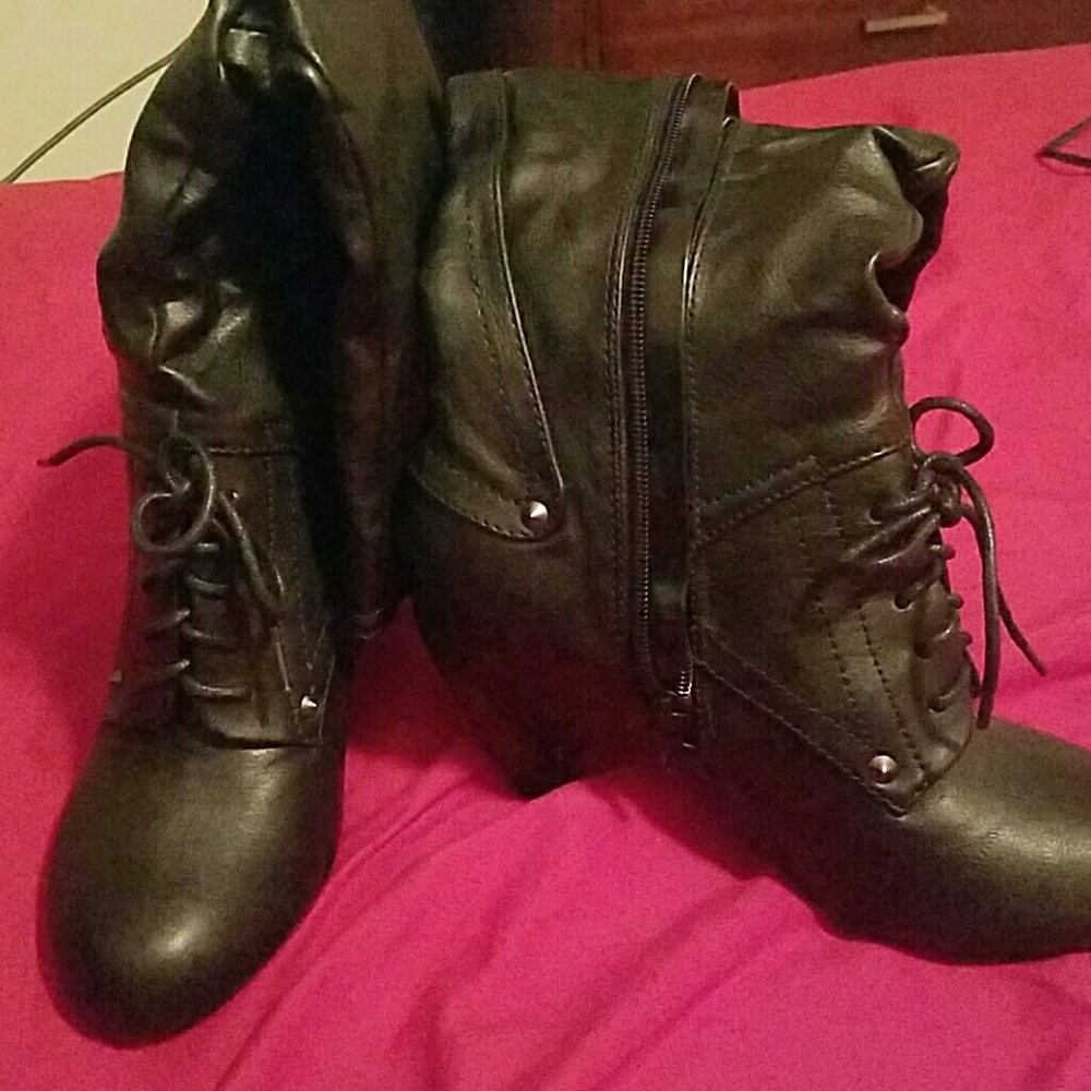 Black high heeled boots