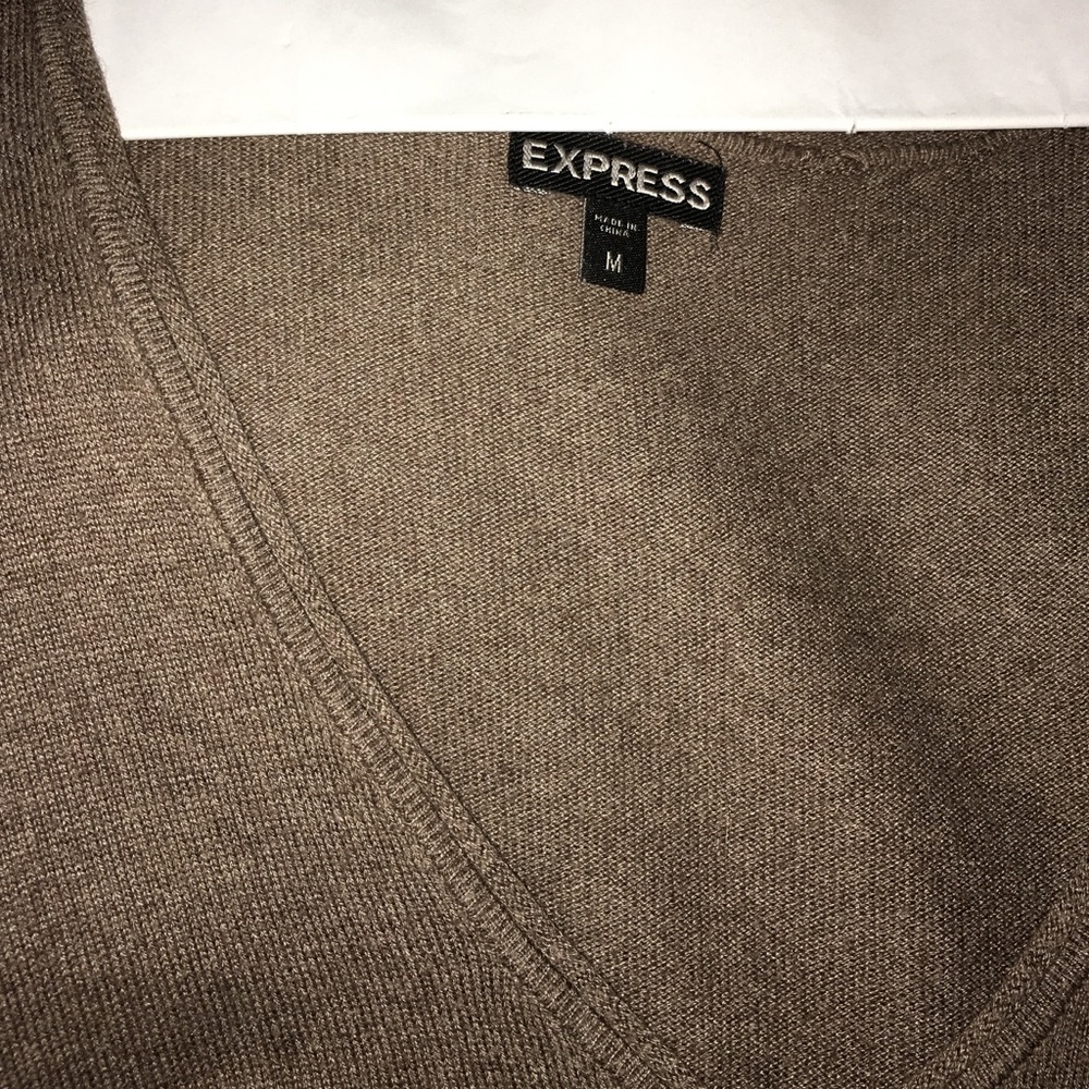 Express Sweater - Picture 2 of 4