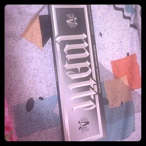 Kat Von D Metal Matte Palette