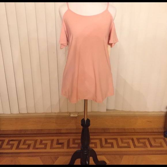 Free Kisses Tops - NWT Free Kisses Dusty Rose Pink Cold Shoulder Top